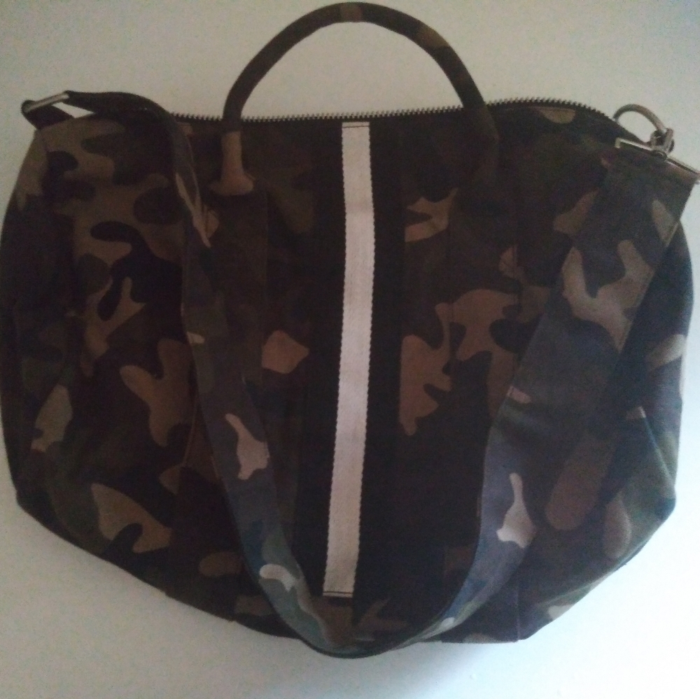 Messenger bag, New